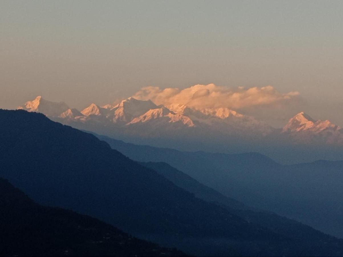 The Mountain View Apartment Darjeeling  Bagian luar foto