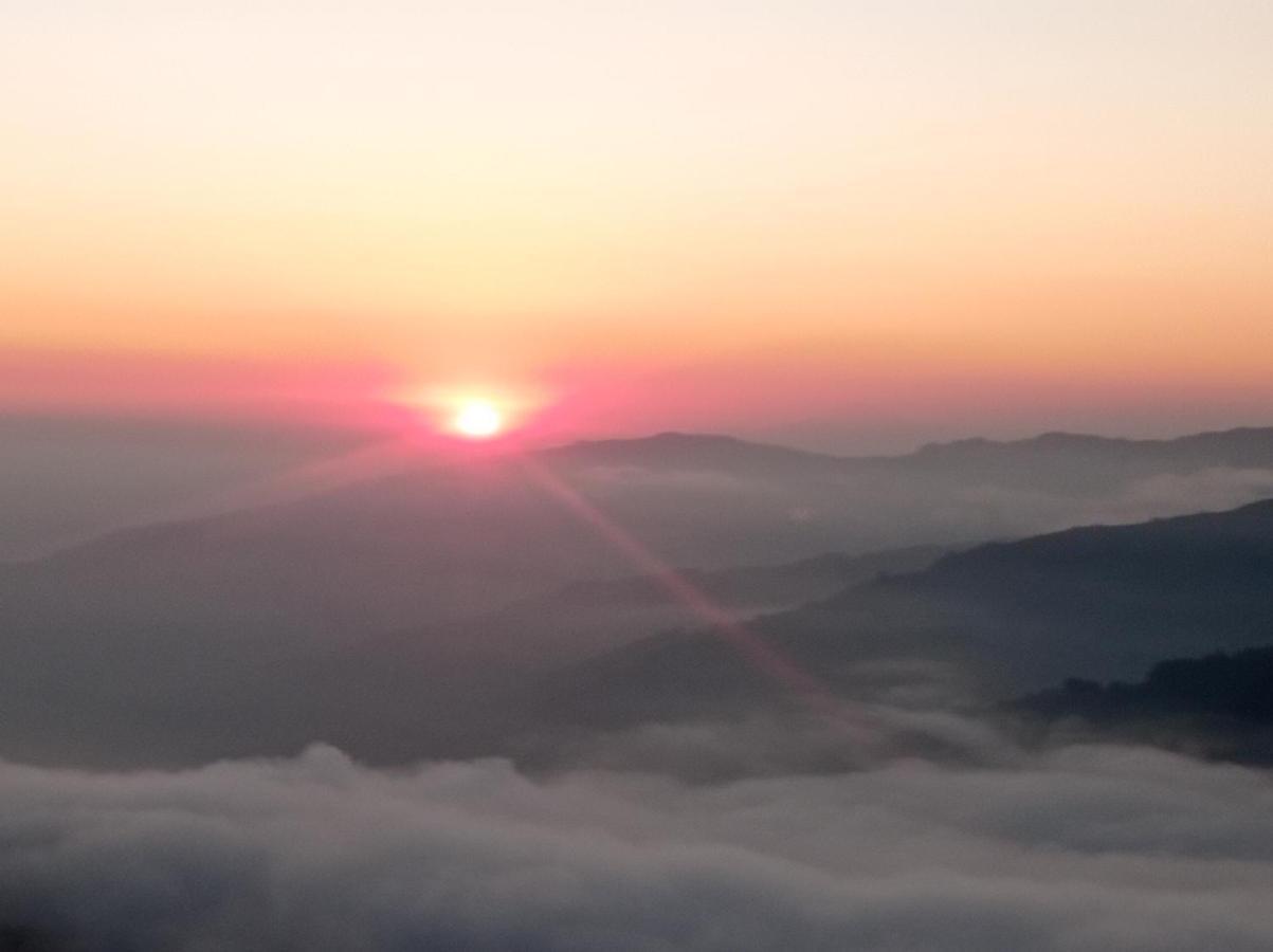 The Mountain View Apartment Darjeeling  Bagian luar foto